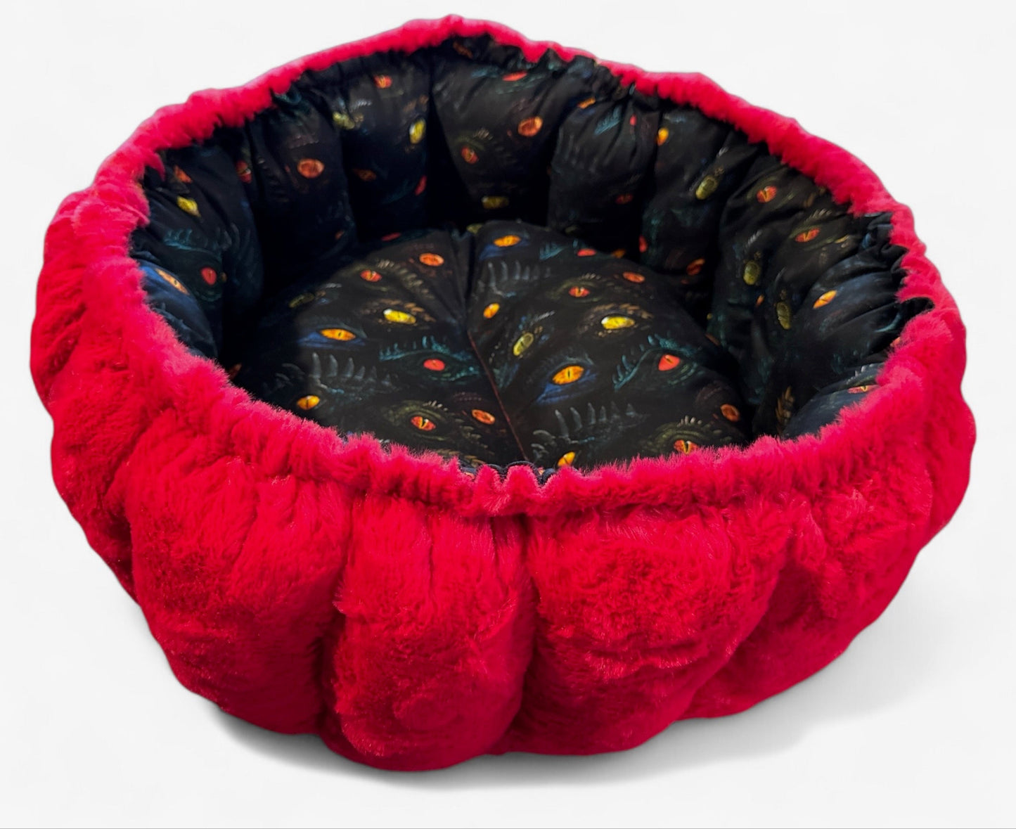 Dragon Eyes Nest Bed