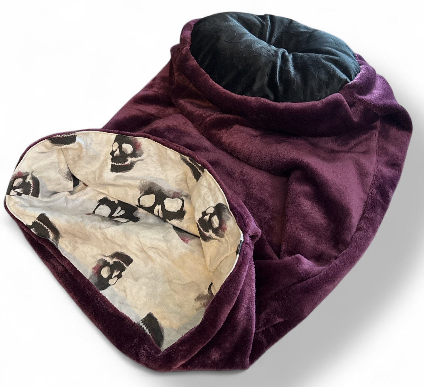 Faded Skulls Snuggle Sack Bed