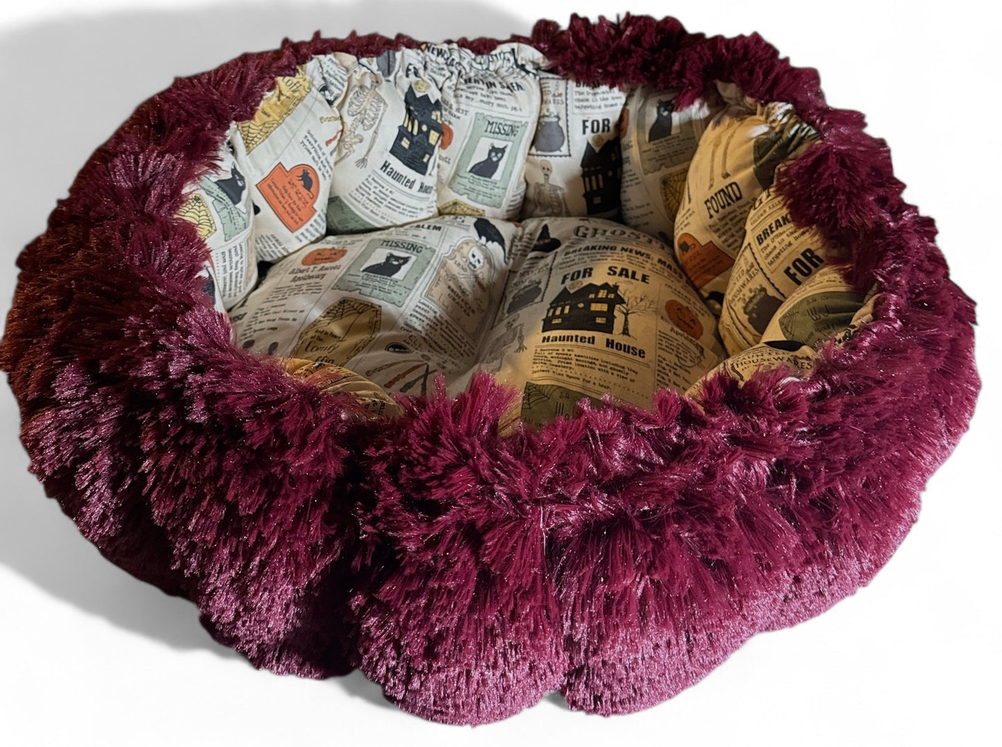 Ghostly Gazette Nest Bed