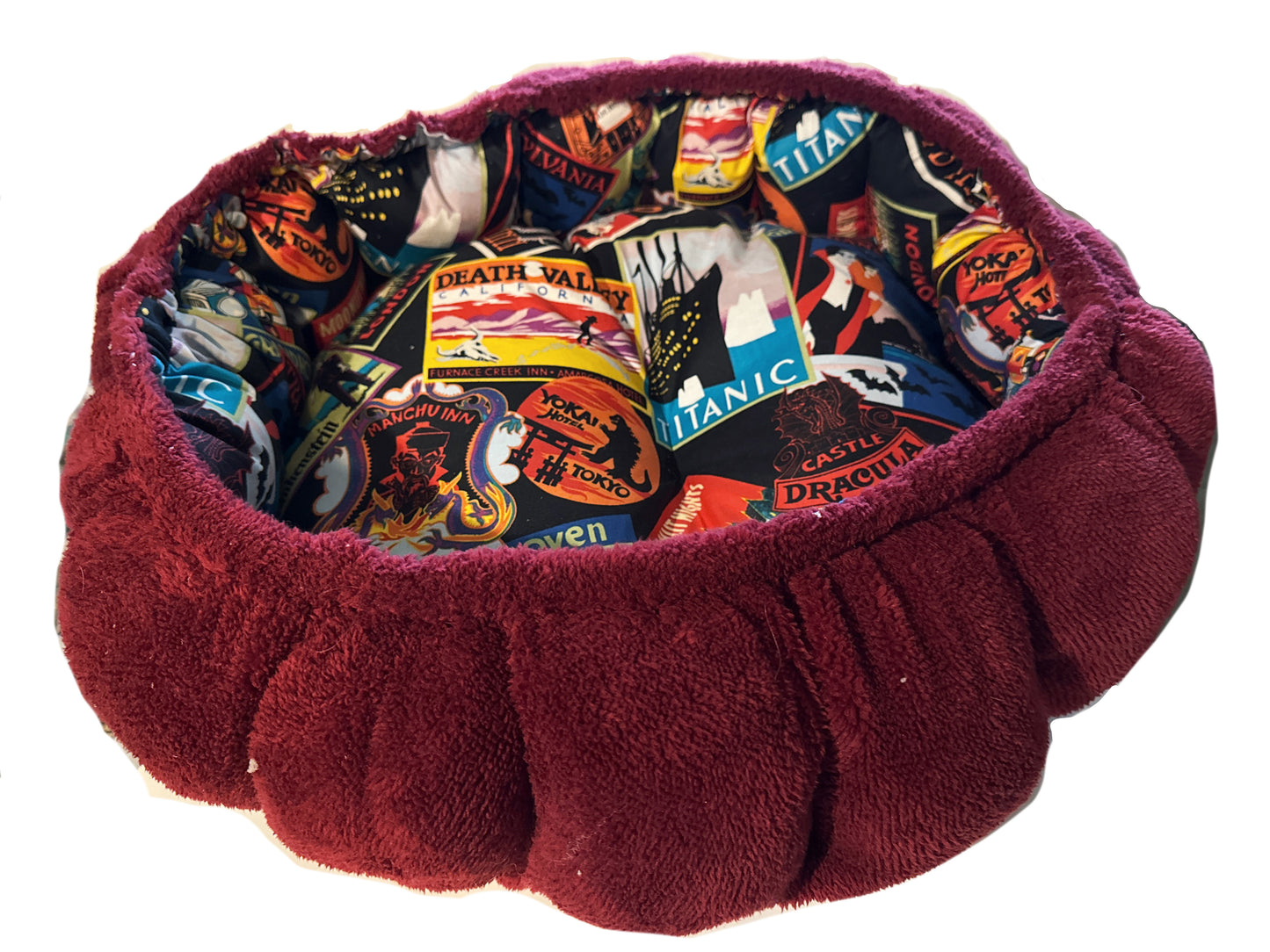 Monster Tours Nest Bed