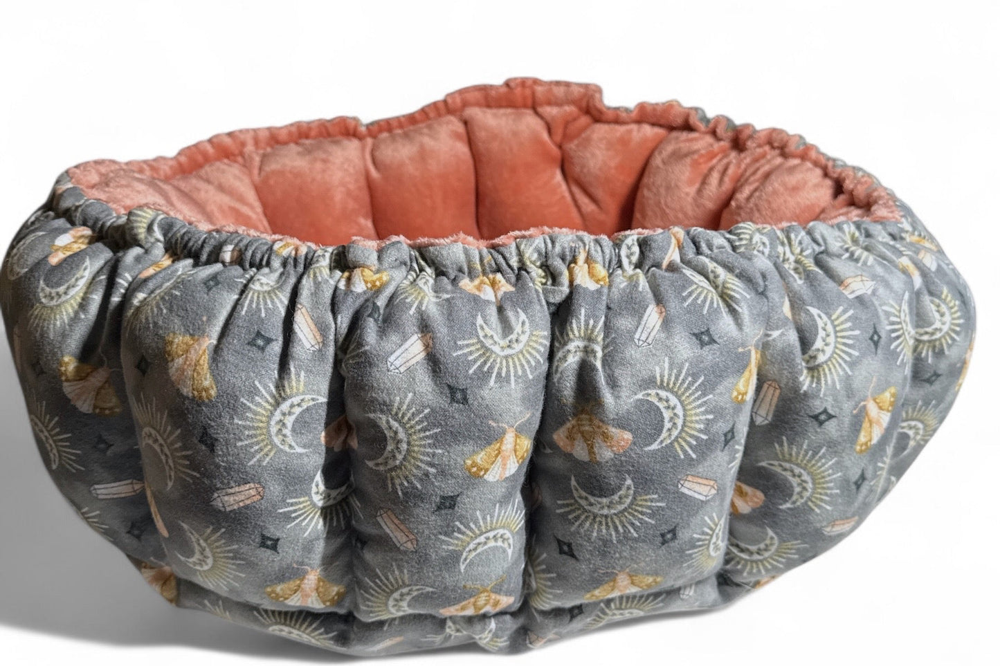 Moths & Crystals Nest Bed