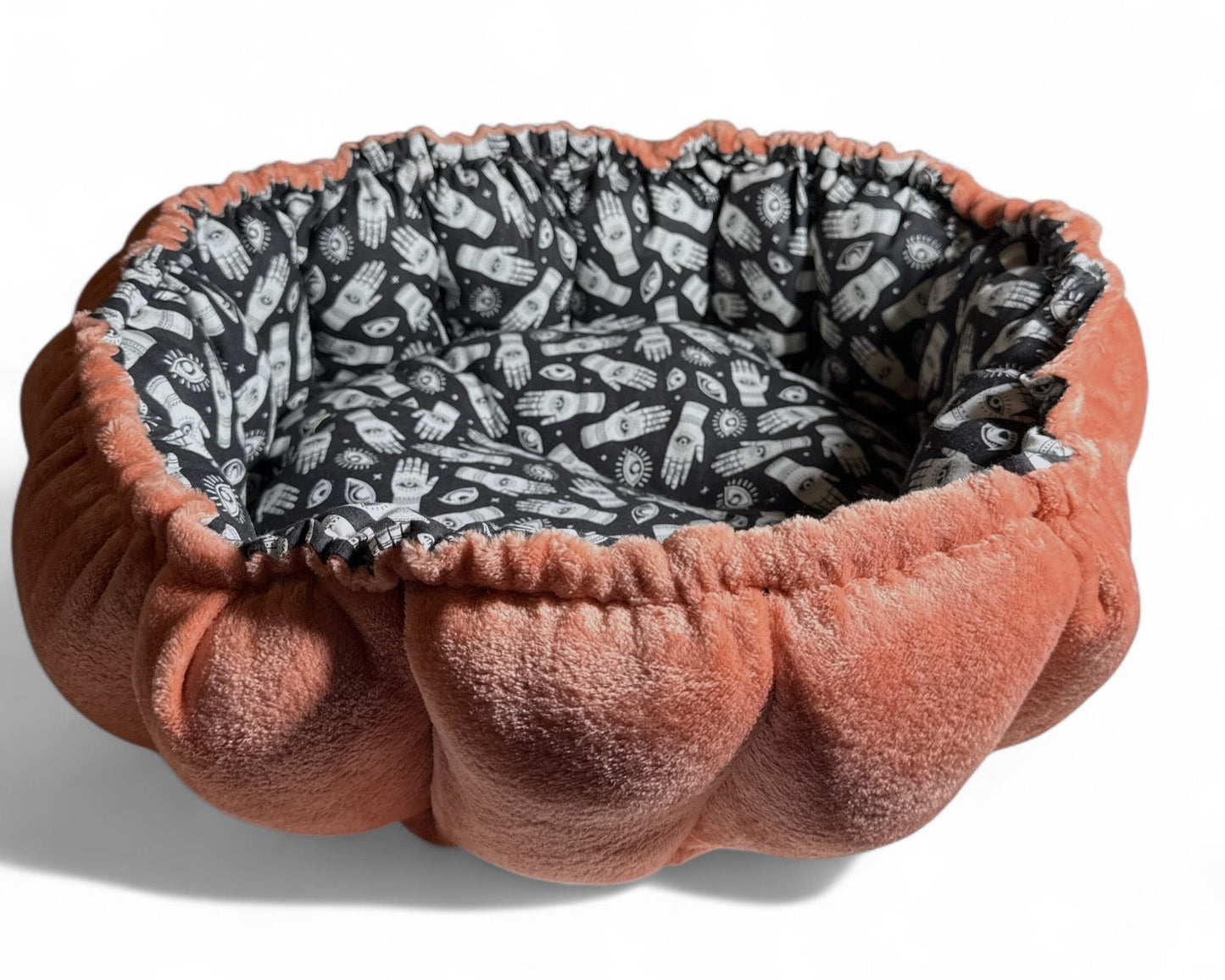 Spiritual Palm Nest Bed