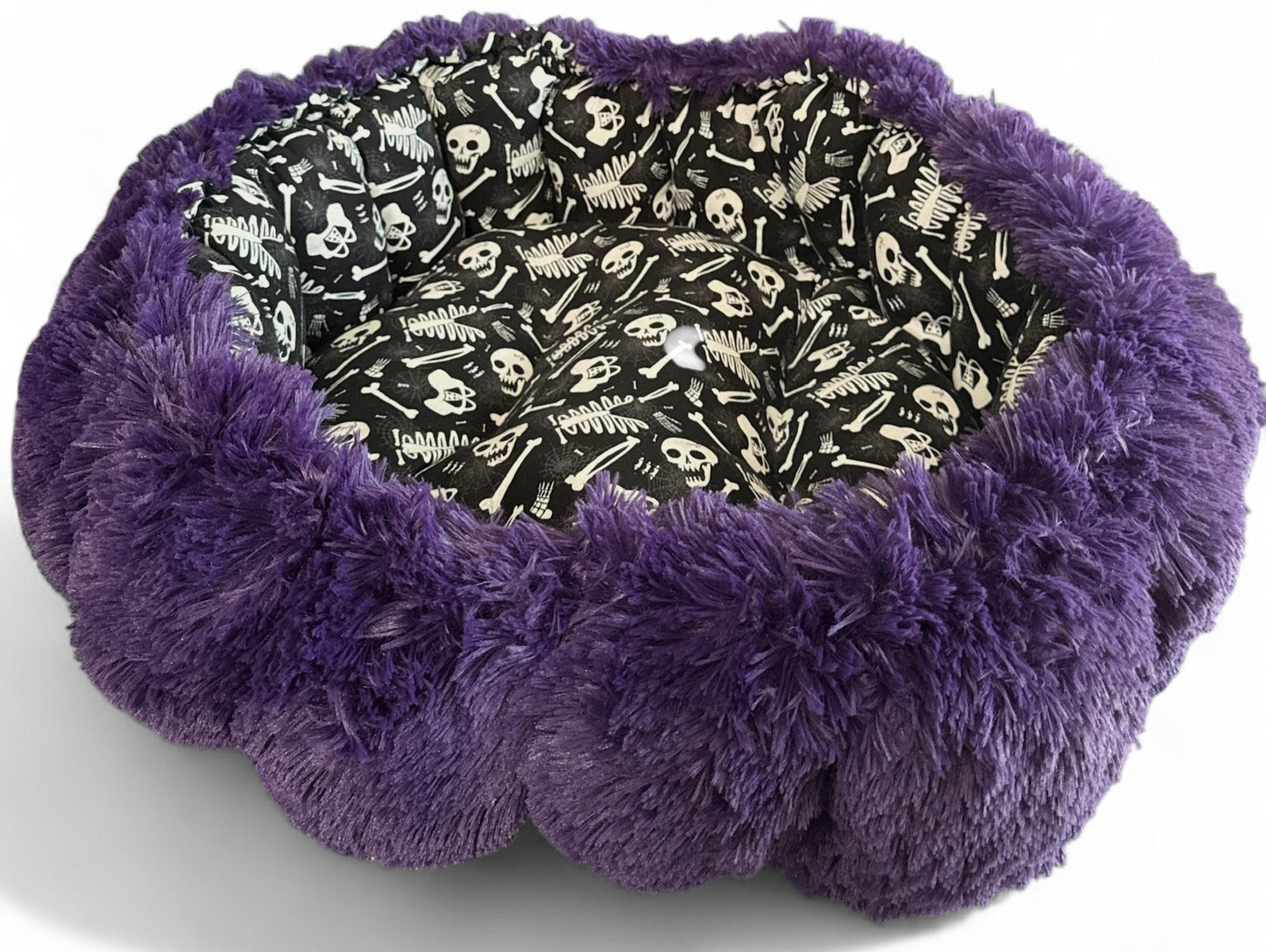 Skeleton Remix Large Nest Bed