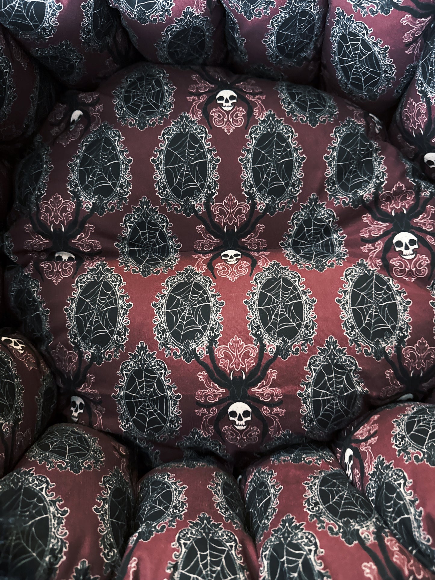 Mutant Spiders Nest Bed