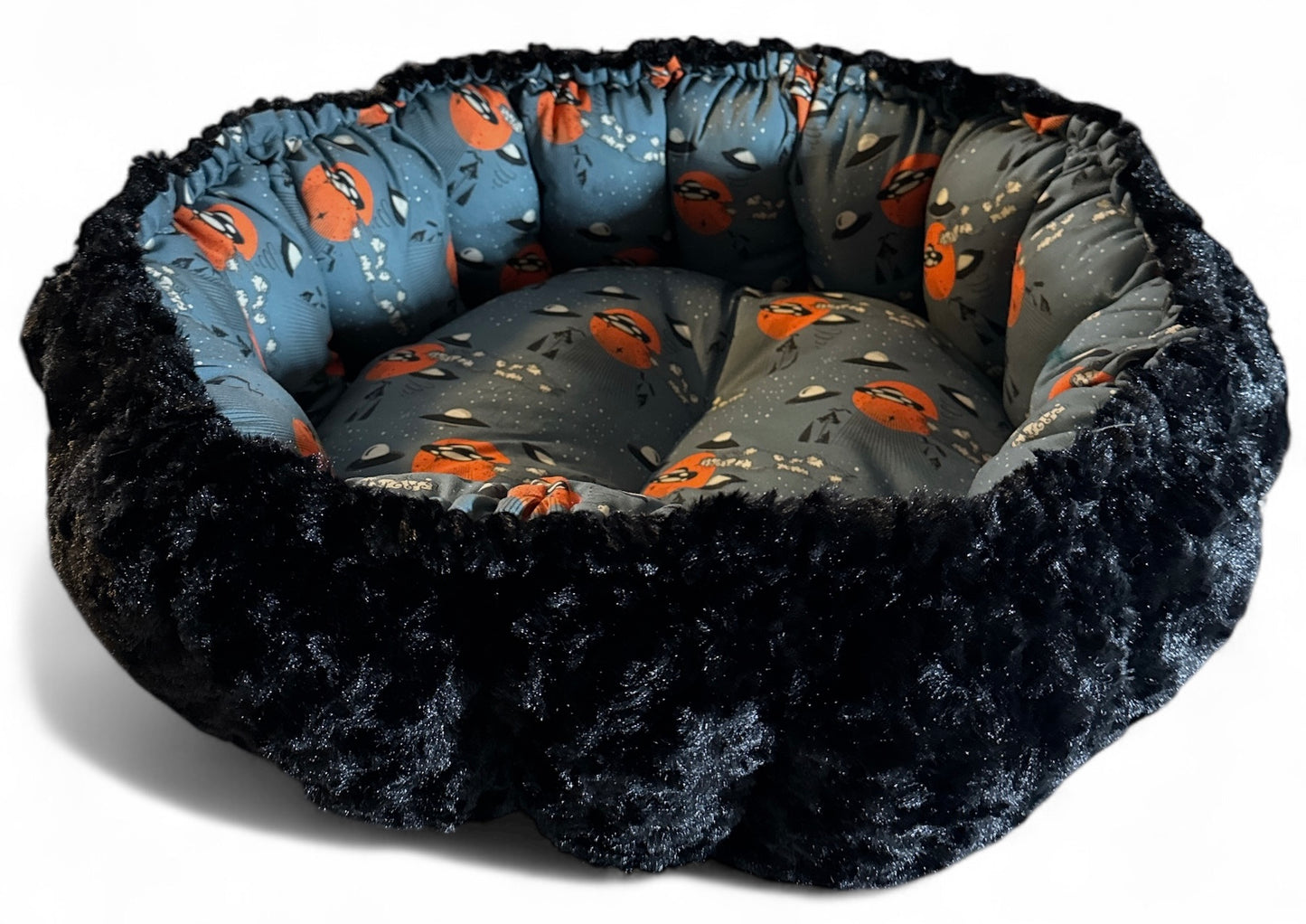 UFO Invasion! Nest Bed