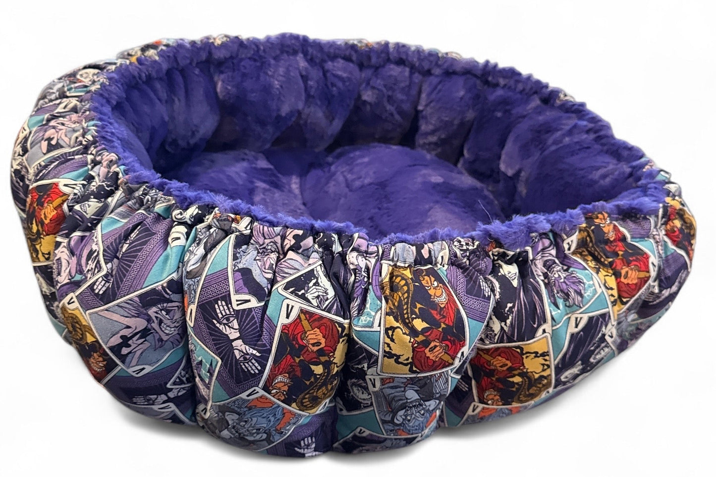 VILLAINS Nest Bed