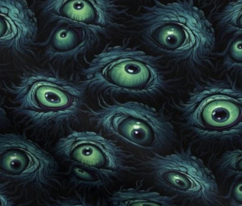 Eye See You Nest Bed