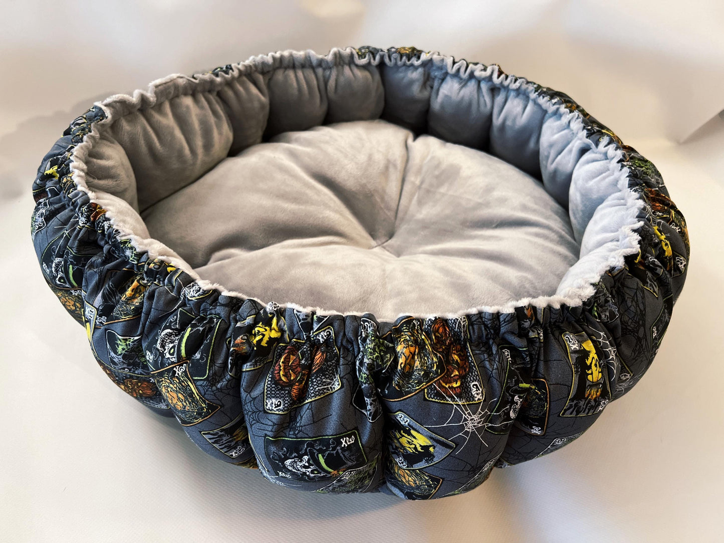 Halloween Traditions Tarot Cards Nest Beds