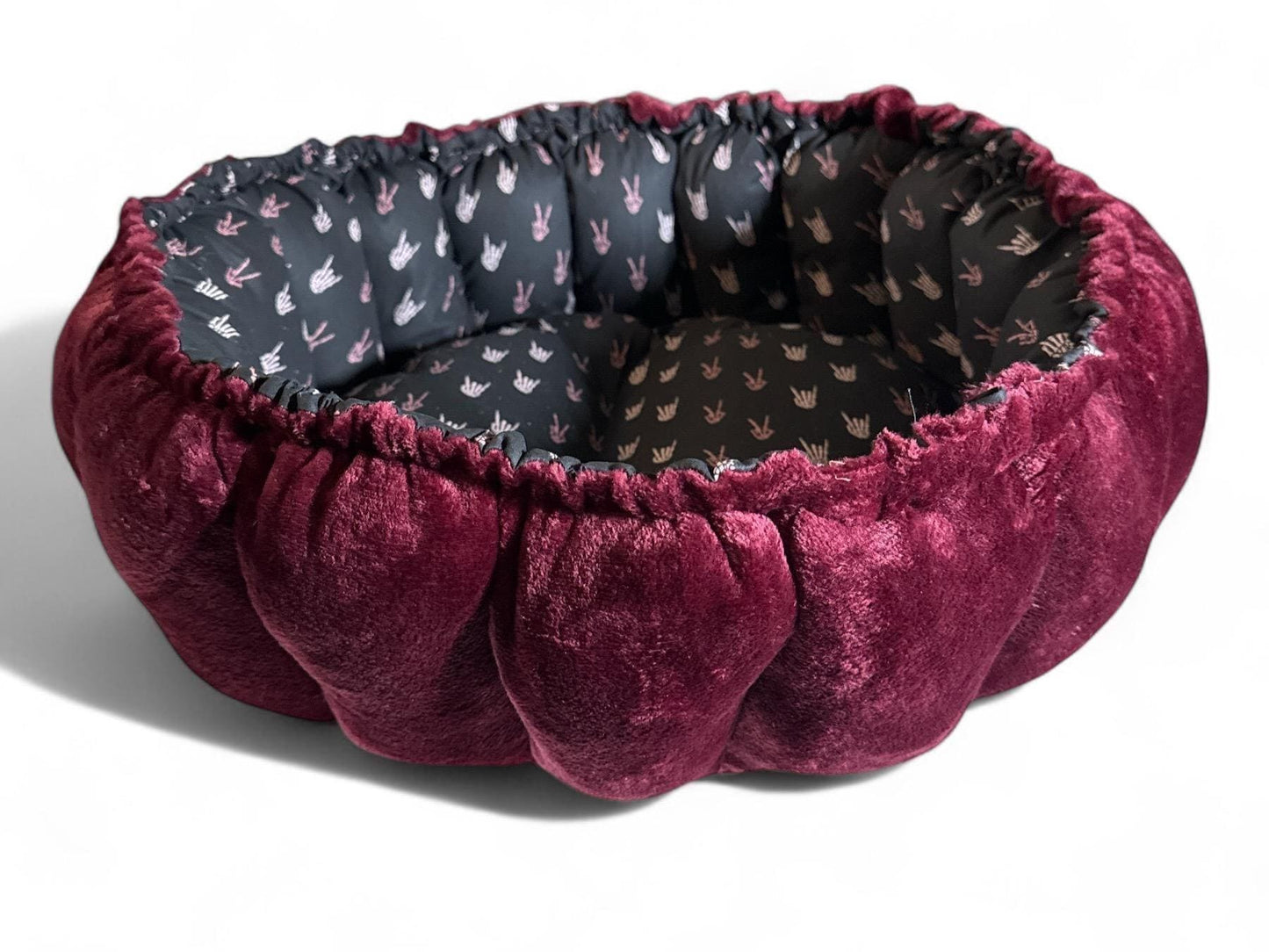Hands On Nest Bed