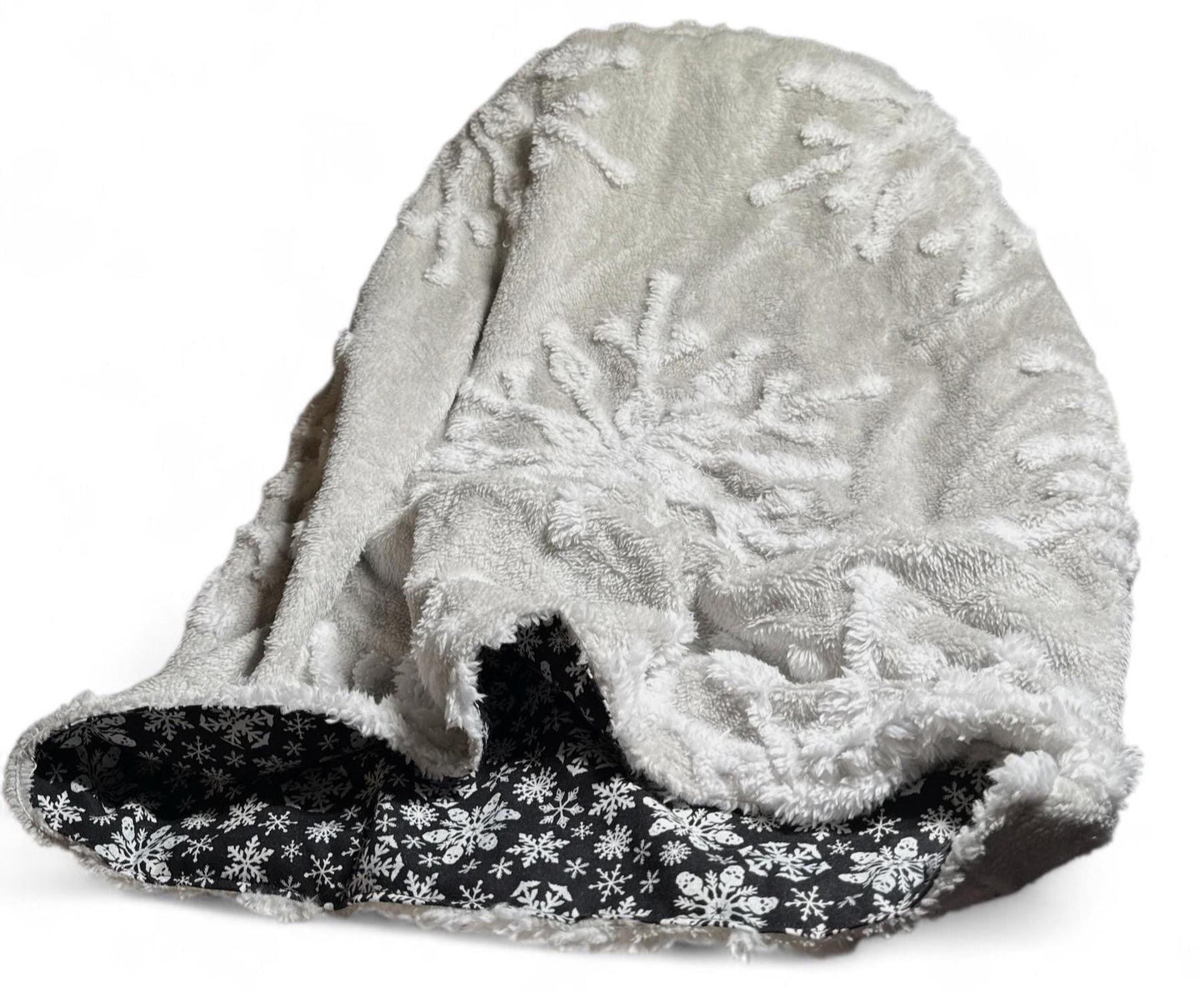 Skull Snowflakes Snuggle Sack Bed