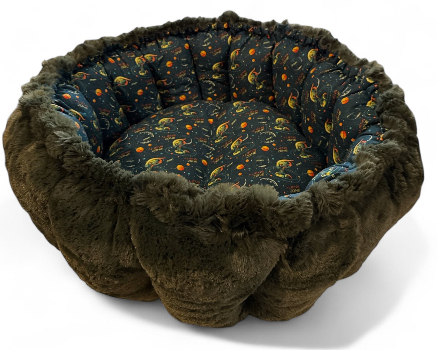Aliens Zone Nest Bed