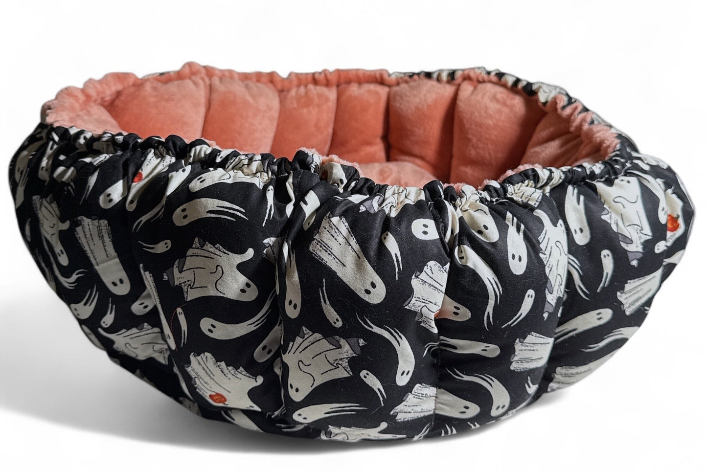 Boo! Ghosts Nest Bed