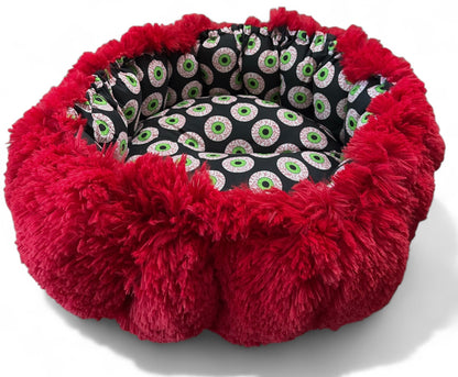 The Eyes Have It Nest Bed