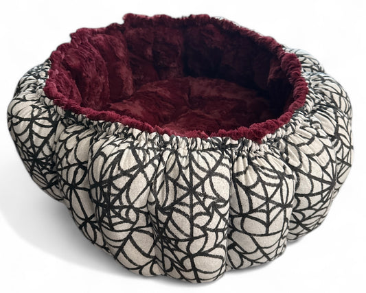 Web Noir Large Nest Bed