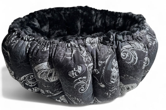 Scary Wicked Portraits Nest Bed