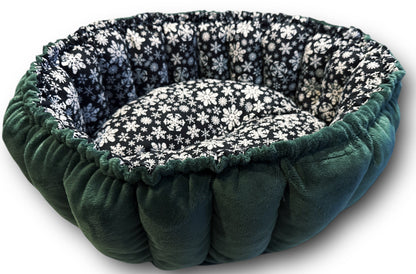 Skull Snowflakes Nest Bed