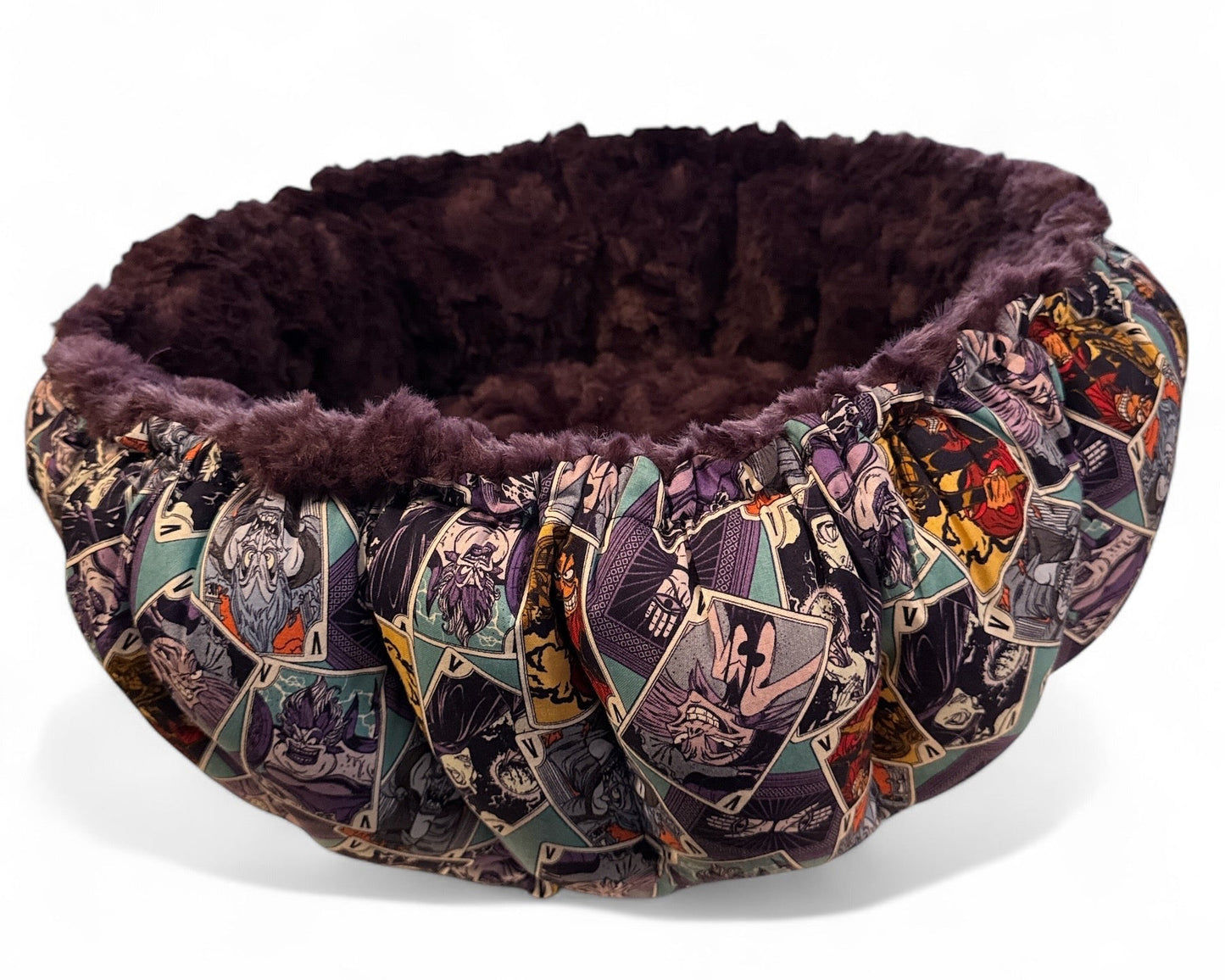 VILLAINS Nest Bed