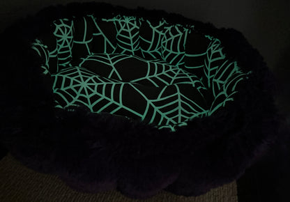 Web Glow Large Nest Bed