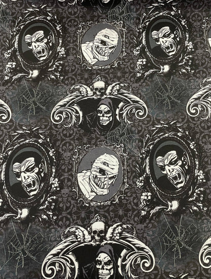 Scary Wicked Portraits Nest Bed