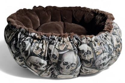 Facial Disgracial Nest Bed