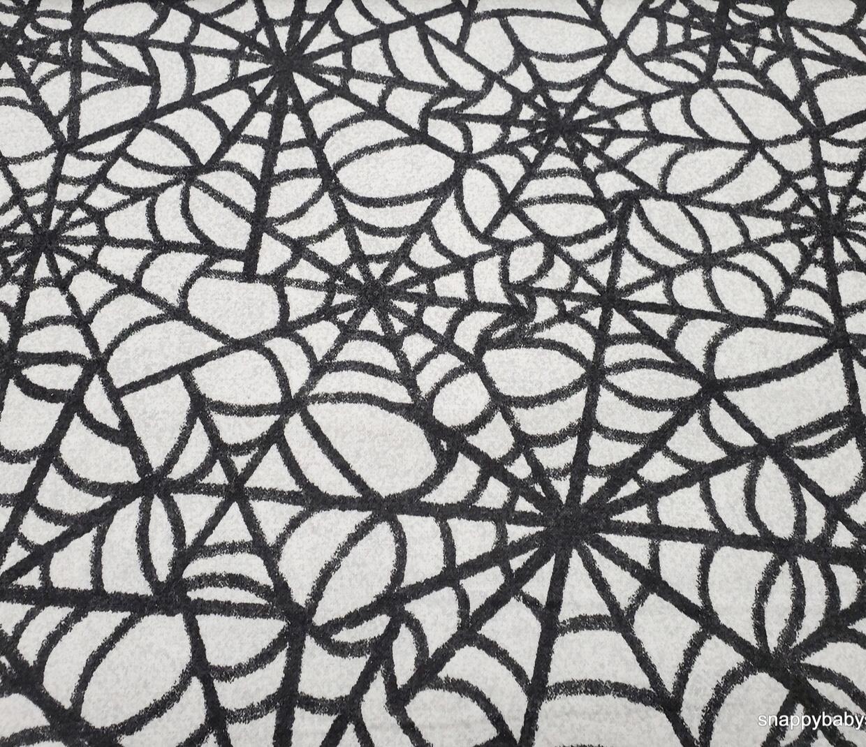 Web Noir Nest Bed