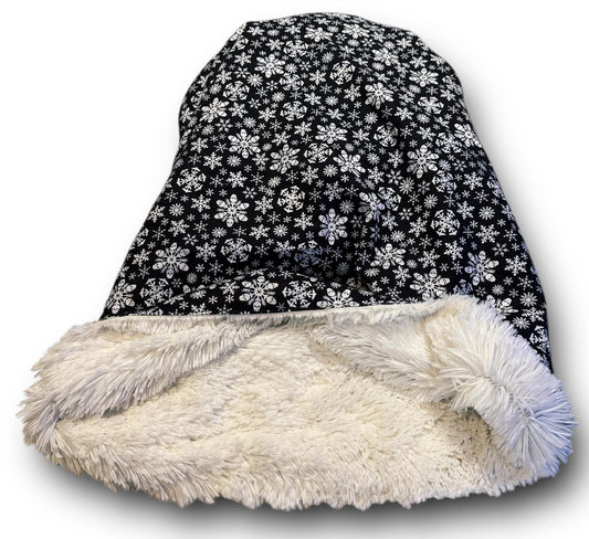 Skull Snowflakes Snuggle Sack Bed