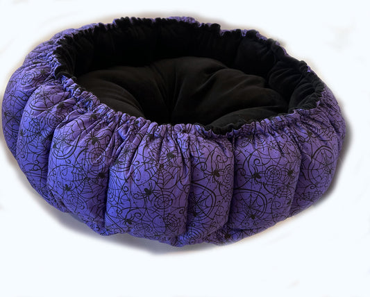 Spider Invasion Nest Bed