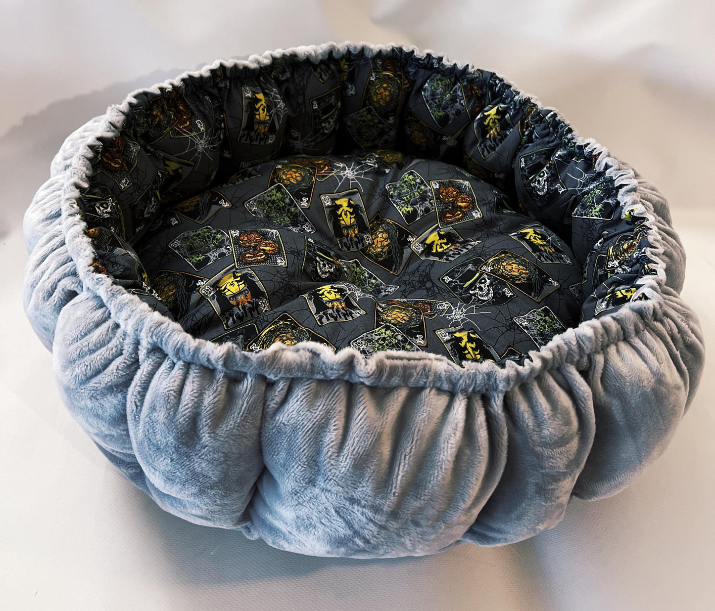Halloween Traditions Tarot Cards Nest Beds