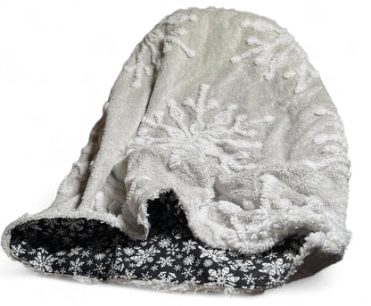 Skull Snowflakes Snuggle Sack Bed