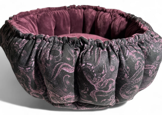 Slither Round Nest Bed
